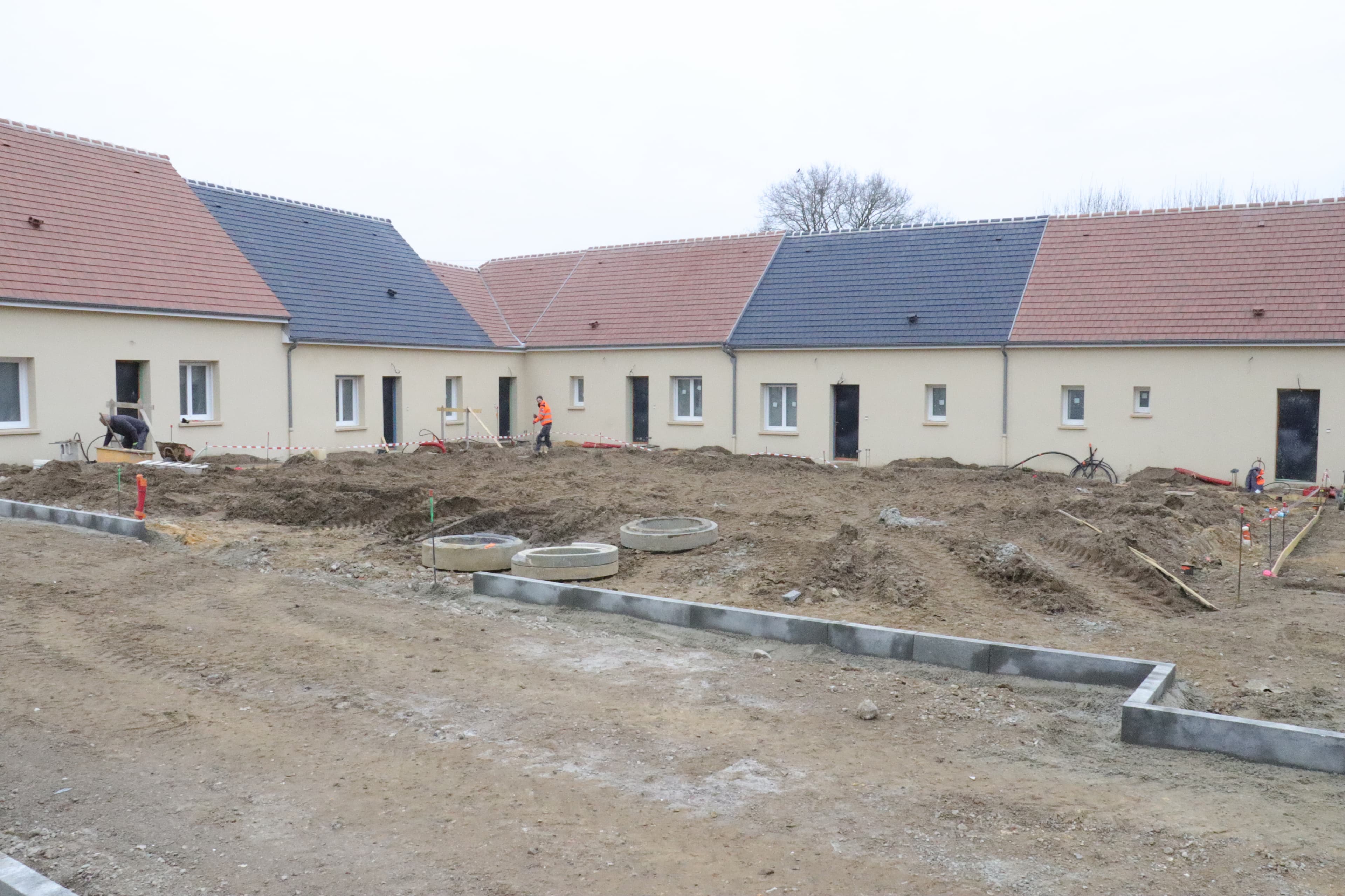 Projet Clésence – Installation CVC complète de 30 pompes à chaleur  pour un écosystème intergénérationnel – La Neuville-en-Hez