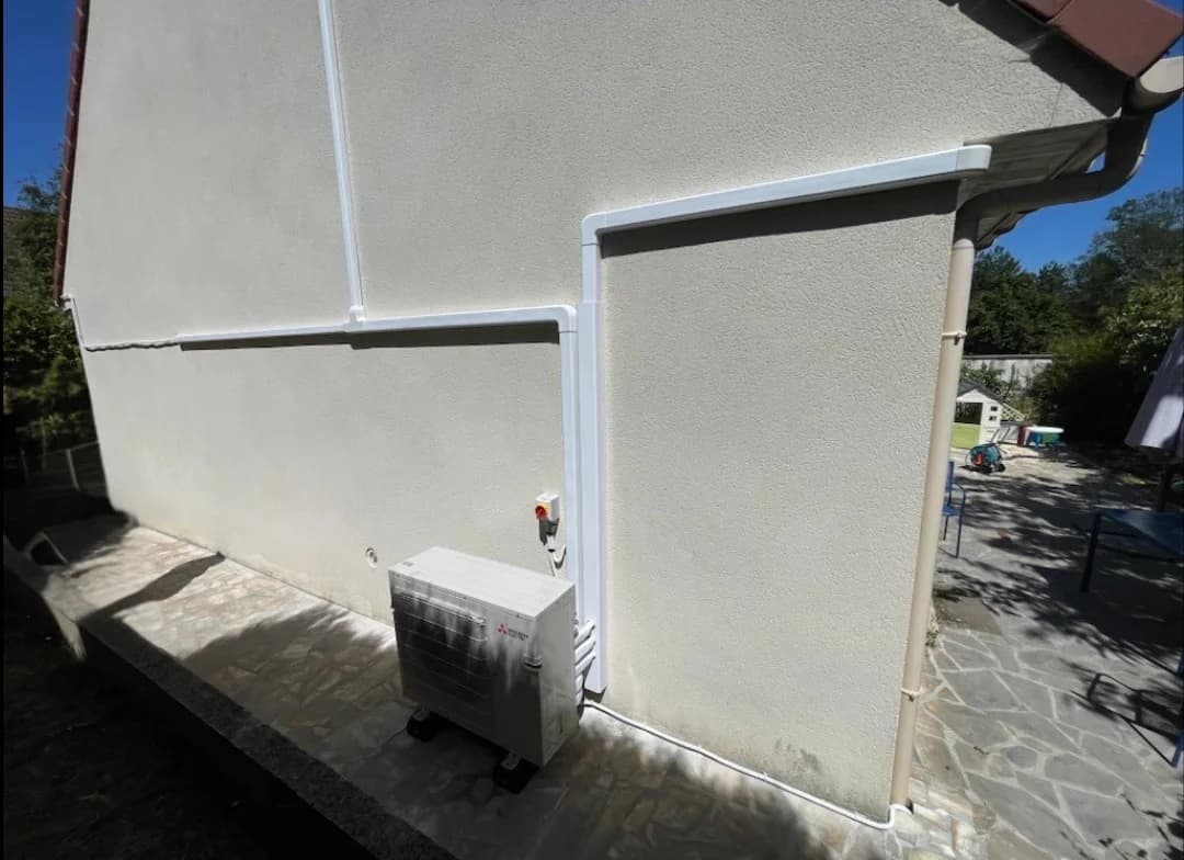 Installation d'une pompe à chaleur air/air multi-split à Jouy-le-Moutier (95)